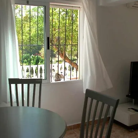Apartment Solanas 1 *